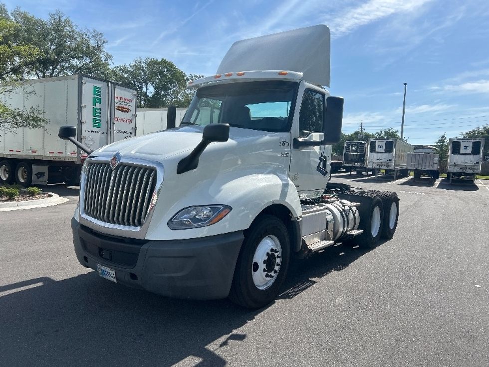 Day Cab Tractor-Heavy Duty Tractors-International-2020-LT625-Pensacola-FL-304,399\n\t\tmiles-$ 31,500 - Image 3