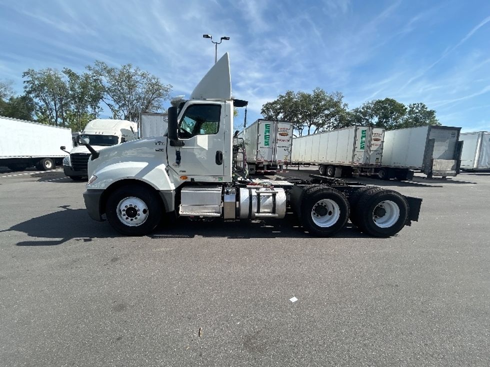 Day Cab Tractor-Heavy Duty Tractors-International-2020-LT625-Pensacola-FL-304,399\n\t\tmiles-$ 31,500 - Image 4