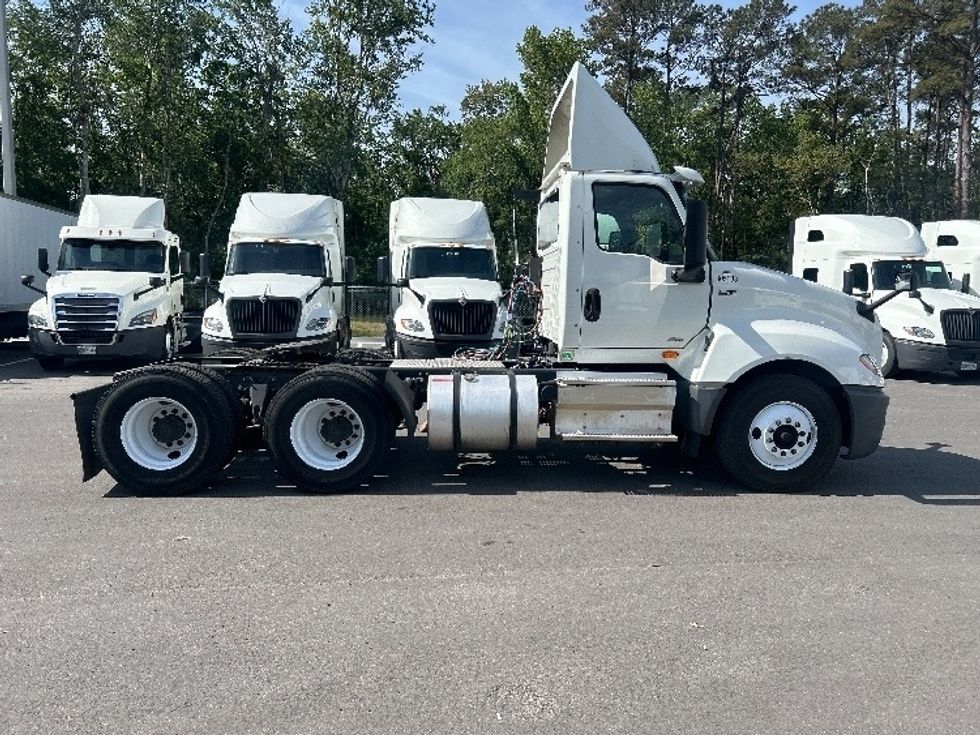 Day Cab Tractor-Heavy Duty Tractors-International-2020-LT625-Pensacola-FL-304,399\n\t\tmiles-$ 31,500 - Image 8