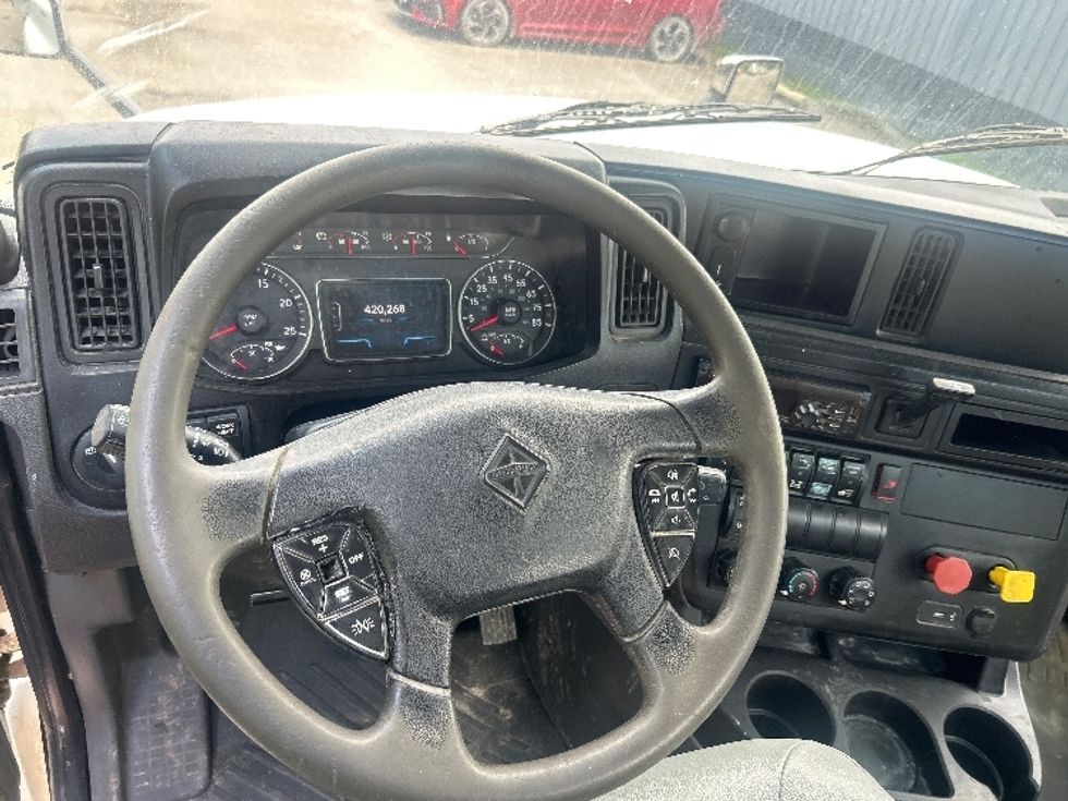 Day Cab Tractor-Heavy Duty Tractors-International-2020-LT625-Pensacola-FL-422,562\n\t\tmiles-$ 25,750 - Image 11