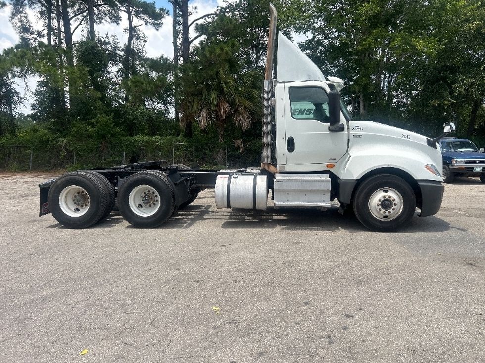Day Cab Tractor-Heavy Duty Tractors-International-2020-LT625-Pensacola-FL-422,562\n\t\tmiles-$ 25,750 - Image 8