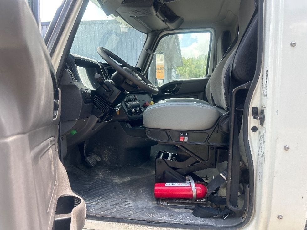 Day Cab Tractor-Heavy Duty Tractors-International-2020-LT625-Pensacola-FL-422,562\n\t\tmiles-$ 25,750 - Image 9