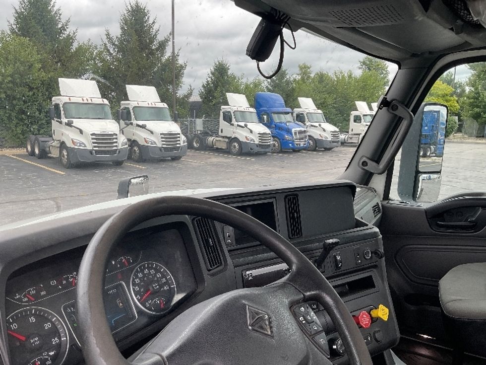 Day Cab Tractor-Heavy Duty Tractors-International-2020-LT625-Perrysburg-OH-553,891\n\t\tmiles-$ 30,250 - Image 10