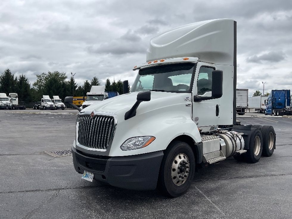 Day Cab Tractor-Heavy Duty Tractors-International-2020-LT625-Perrysburg-OH-553,891\n\t\tmiles-$ 30,250 - Image 3