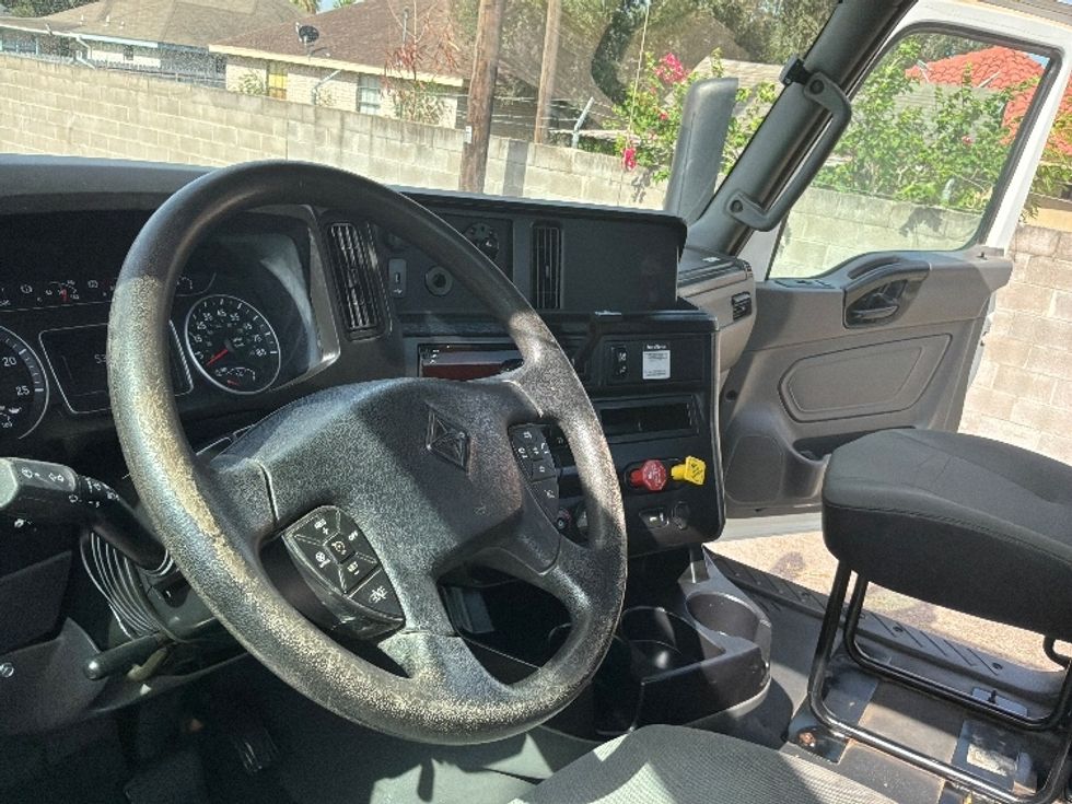 Day Cab Tractor-Heavy Duty Tractors-International-2020-LT625-Pharr-TX-256,479\n\t\tmiles-$ 36,000 - Image 10