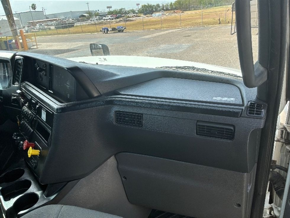 Day Cab Tractor-Heavy Duty Tractors-International-2020-LT625-Pharr-TX-256,479\n\t\tmiles-$ 36,000 - Image 12