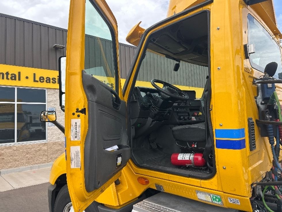 Day Cab Tractor-Heavy Duty Tractors-International-2020-LT625-Phoenix-AZ-247,684\n\t\tmiles-$ 28,500 - Image 9