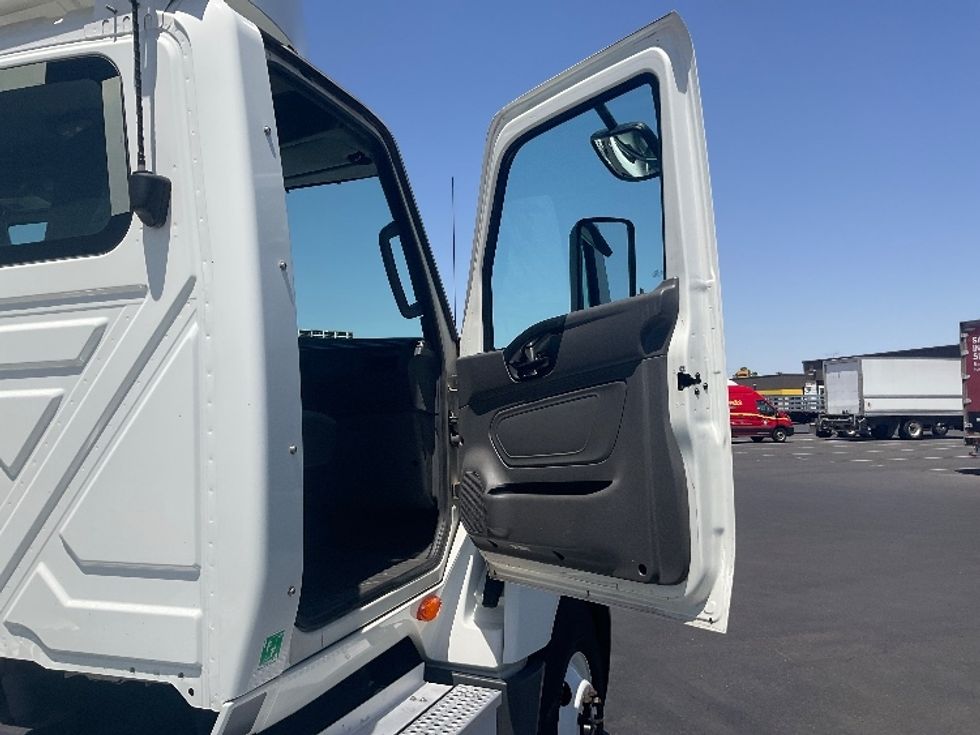 Day Cab Tractor-Heavy Duty Tractors-International-2020-LT625-Phoenix-AZ-435,838\n\t\tmiles-$ 26,000 - Image 12