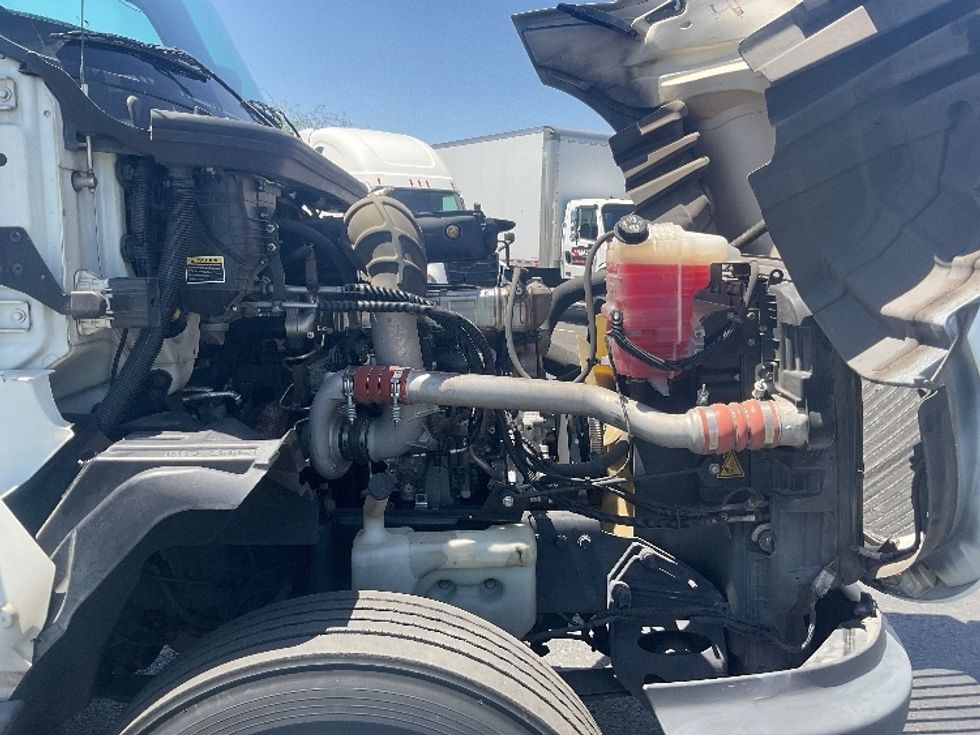Day Cab Tractor-Heavy Duty Tractors-International-2020-LT625-Phoenix-AZ-435,838\n\t\tmiles-$ 26,000 - Image 15