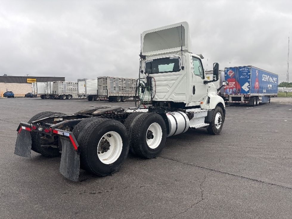 Day Cab Tractor-Heavy Duty Tractors-International-2020-LT625-Piqua-OH-279,000\n\t\tmiles-$ 32,500 - Image 7