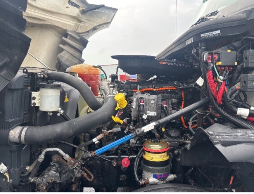 Day Cab Tractor-Heavy Duty Tractors-International-2020-LT625-Piqua-OH-366,338\n\t\tmiles-$ 27,750 - Image 16