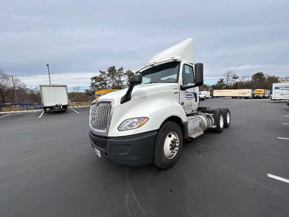 Day Cab Tractor-Heavy Duty Tractors-International-2020-LT625-Pittsburgh-PA-497,775\n\t\tmiles-$ 22,250 - Image 3