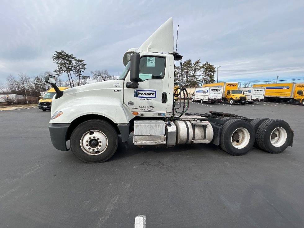Day Cab Tractor-Heavy Duty Tractors-International-2020-LT625-Pittsburgh-PA-497,775\n\t\tmiles-$ 22,250 - Image 4