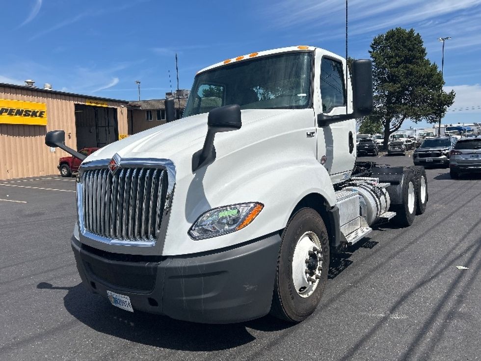 Day Cab Tractor-Heavy Duty Tractors-International-2020-LT625-Portland-OR-75,295\n\t\tmiles-$ 41,000 - Image 3
