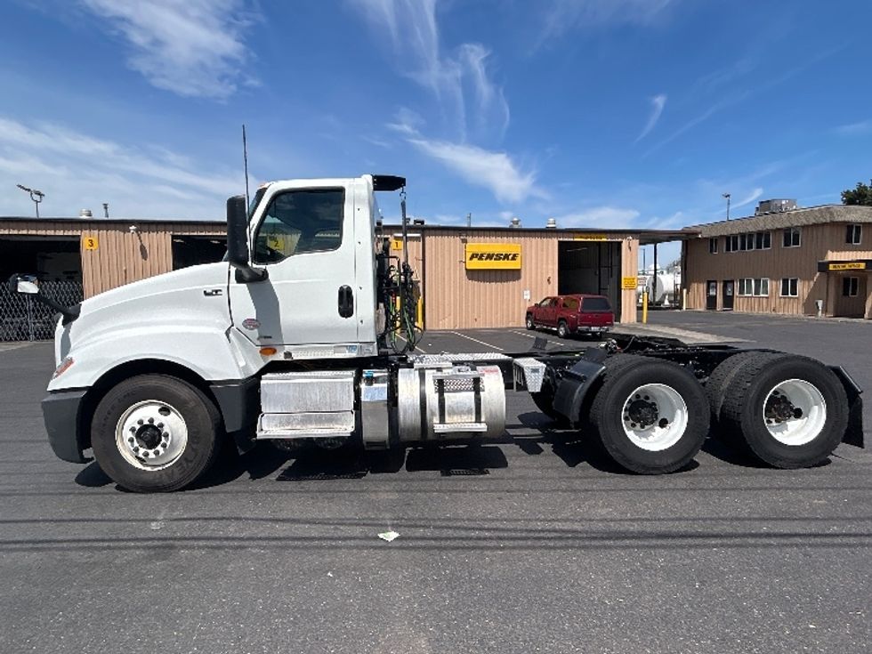 Day Cab Tractor-Heavy Duty Tractors-International-2020-LT625-Portland-OR-75,295\n\t\tmiles-$ 41,000 - Image 4