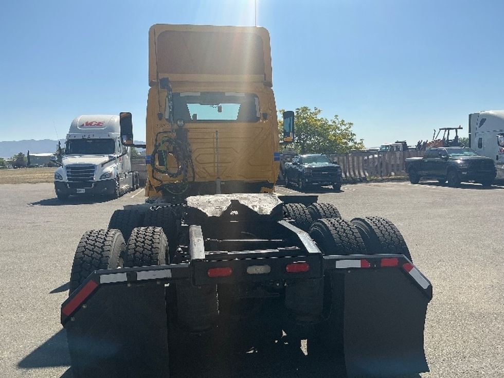 Day Cab Tractor-Heavy Duty Tractors-International-2020-LT625-Prescott Valley-AZ-437,951\n\t\tmiles-$ 27,250 - Image 6