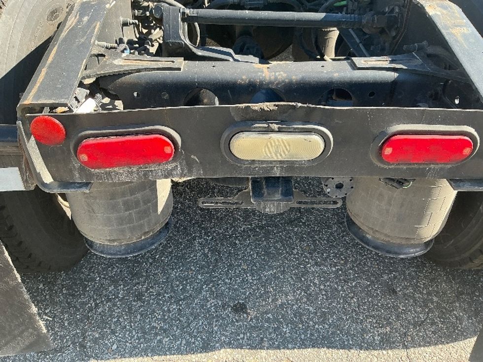 Day Cab Tractor-Heavy Duty Tractors-International-2020-LT625-Prince George-VA-165,670\n\t\tmiles-$ 40,250 - Image 22