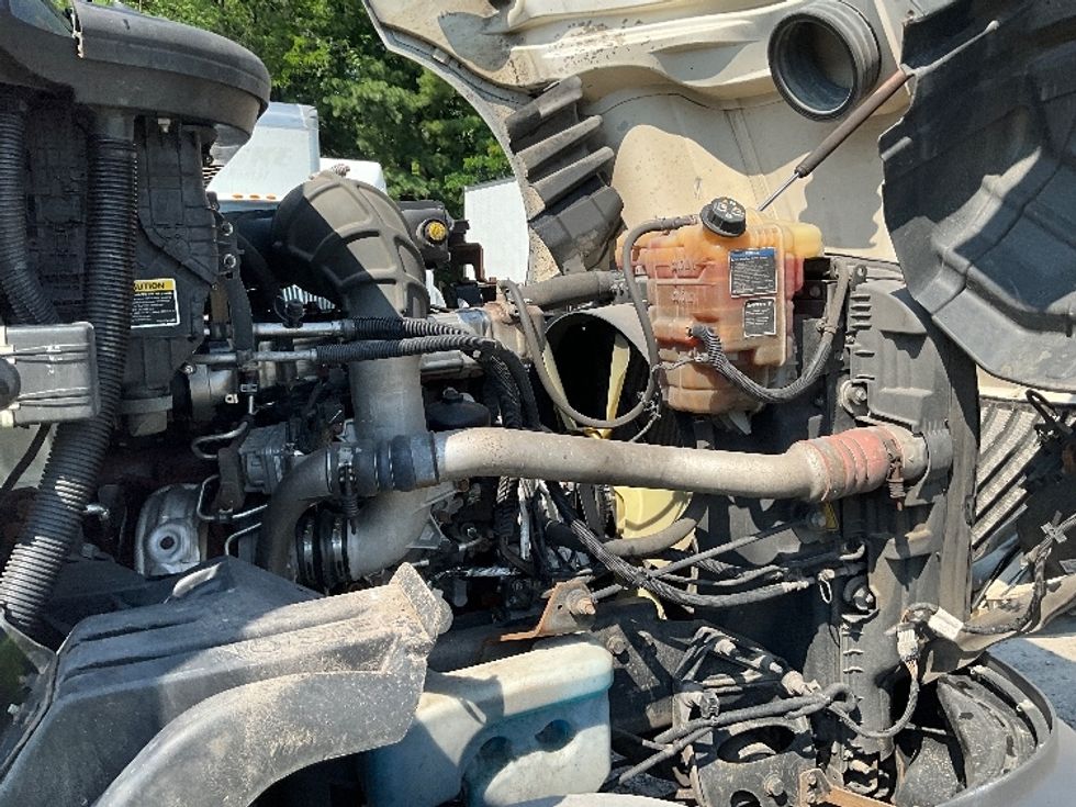 2020 International LT625 LT photo 14