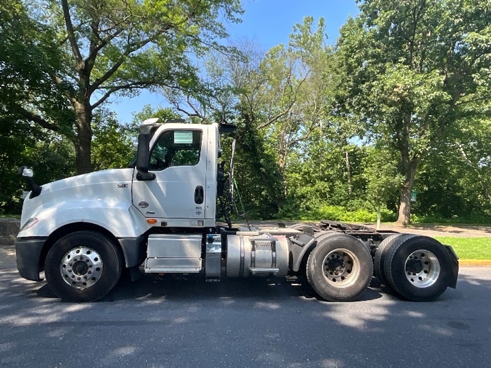 2020 International LT625 LT photo 4