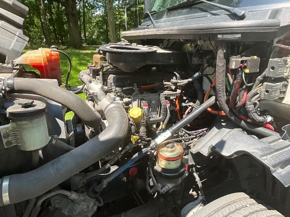 Day Cab Tractor-Heavy Duty Tractors-International-2020-LT625-Reading-PA-286,204\n\t\tmiles-$ 30,750 - Image 16