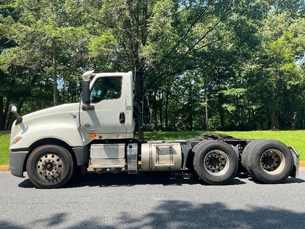 Day Cab Tractor-Heavy Duty Tractors-International-2020-LT625-Reading-PA-286,204\n\t\tmiles-$ 30,750 - Image 4