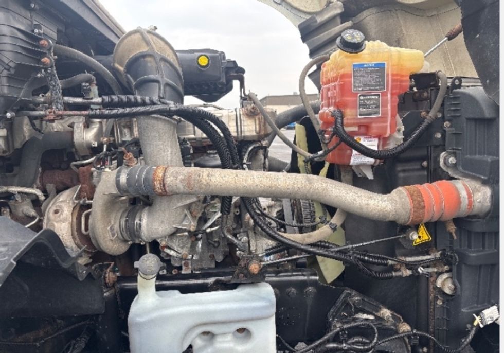 2020 International LT625 LT photo 13