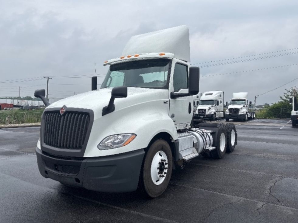 2020 International LT625 LT photo 3