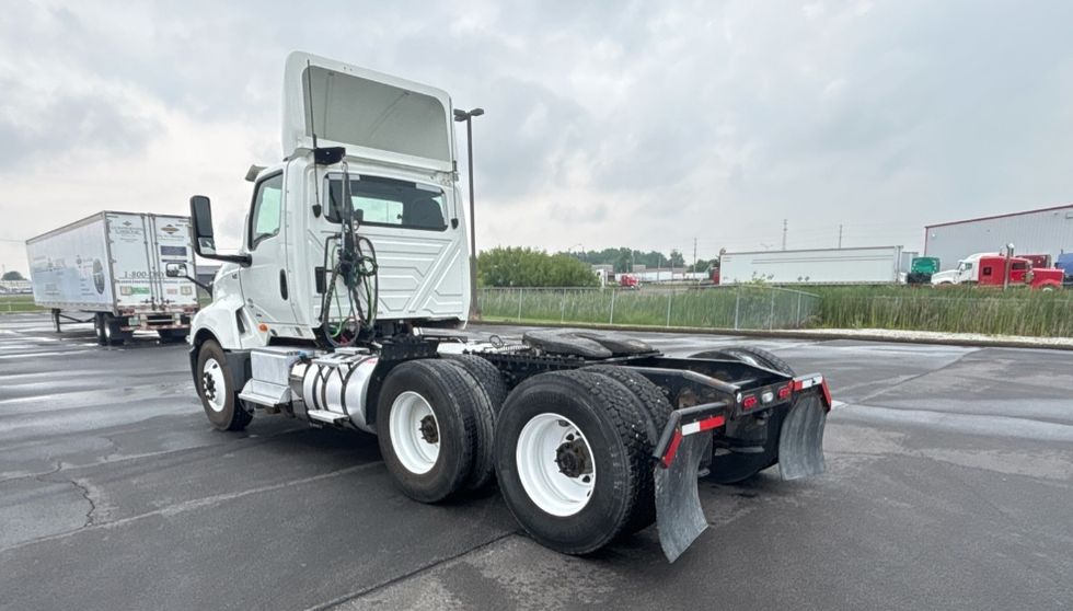 2020 International LT625 LT photo 5