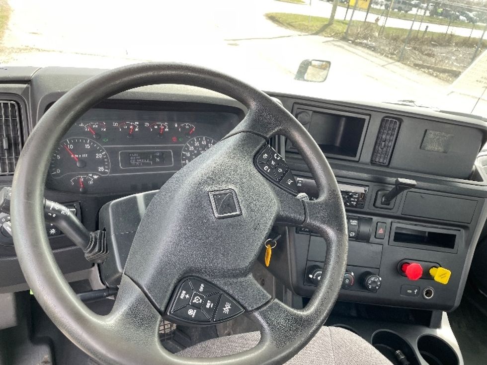 Day Cab Tractor-Heavy Duty Tractors-International-2020-LT625-Rochester-NY-261,642\n\t\tmiles-$ 40,000 - Image 11