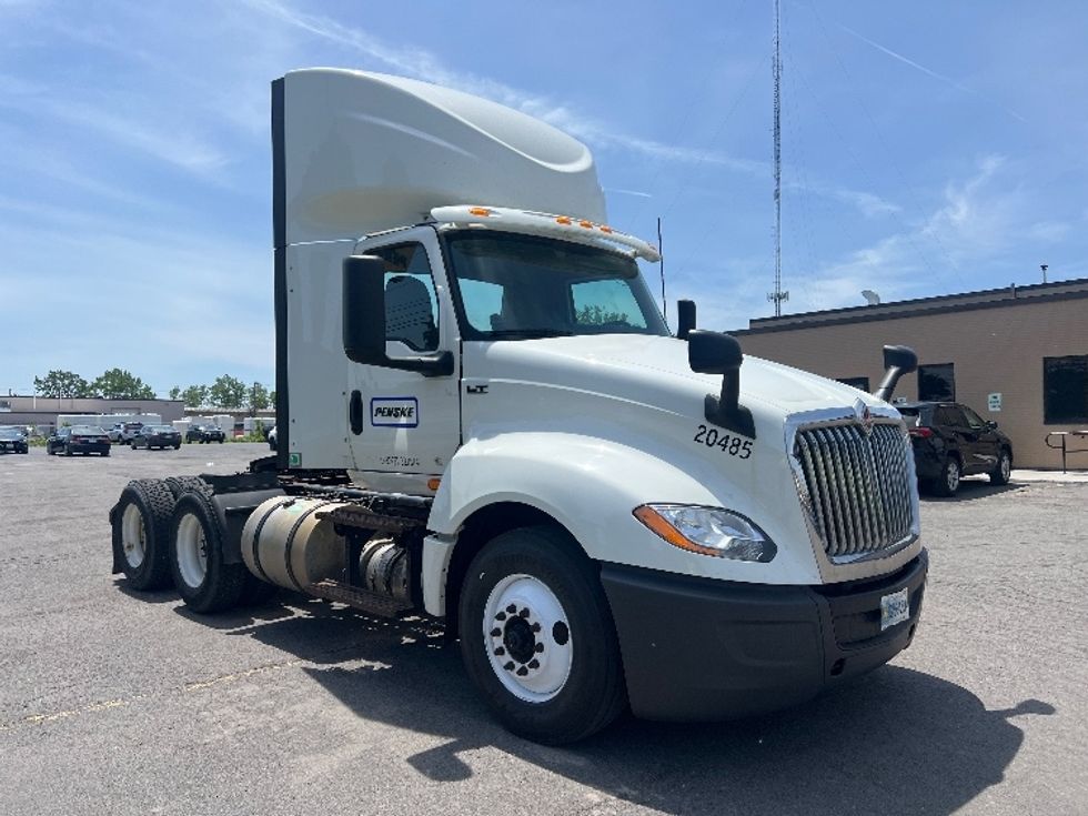 Day Cab Tractor-Heavy Duty Tractors-International-2020-LT625-Rochester-NY-365,776\n\t\tmiles-$ 35,750 - Image 1