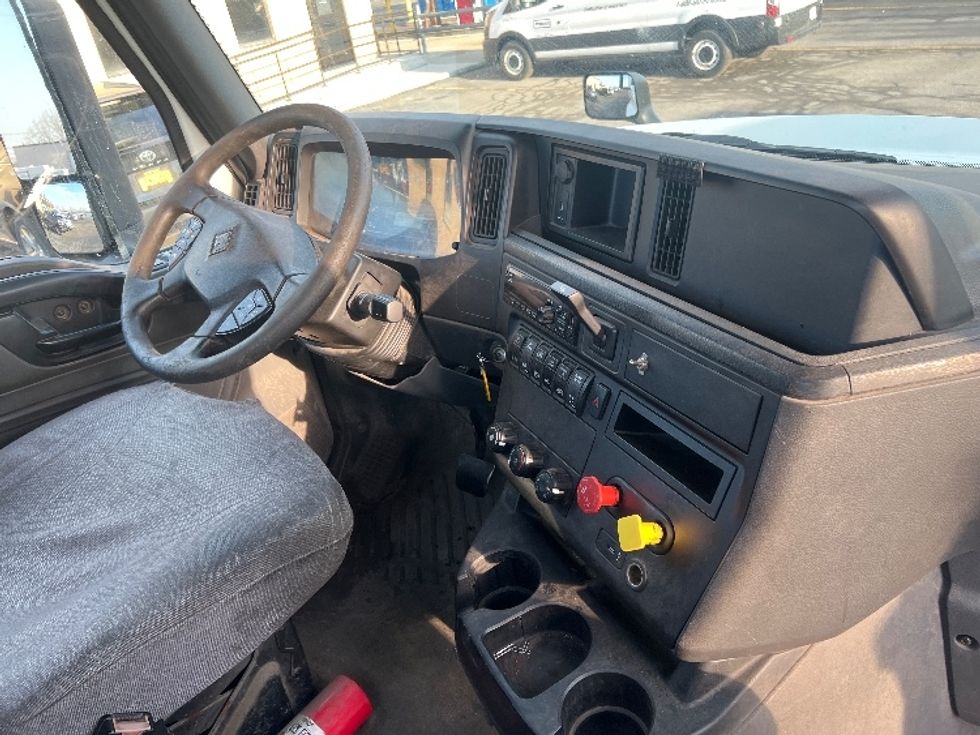 Day Cab Tractor-Heavy Duty Tractors-International-2020-LT625-Rochester-NY-365,776\n\t\tmiles-$ 35,750 - Image 14