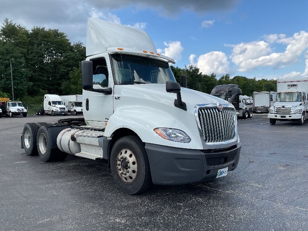 Day Cab Tractor-Heavy Duty Tractors-International-2020-LT625-Rochester-NY-409,425\n\t\tmiles-$ 27,250 - Image 1