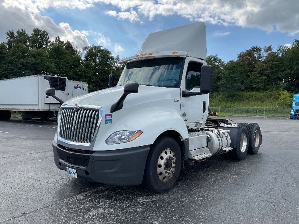 Day Cab Tractor-Heavy Duty Tractors-International-2020-LT625-Rochester-NY-409,425\n\t\tmiles-$ 27,250 - Image 3