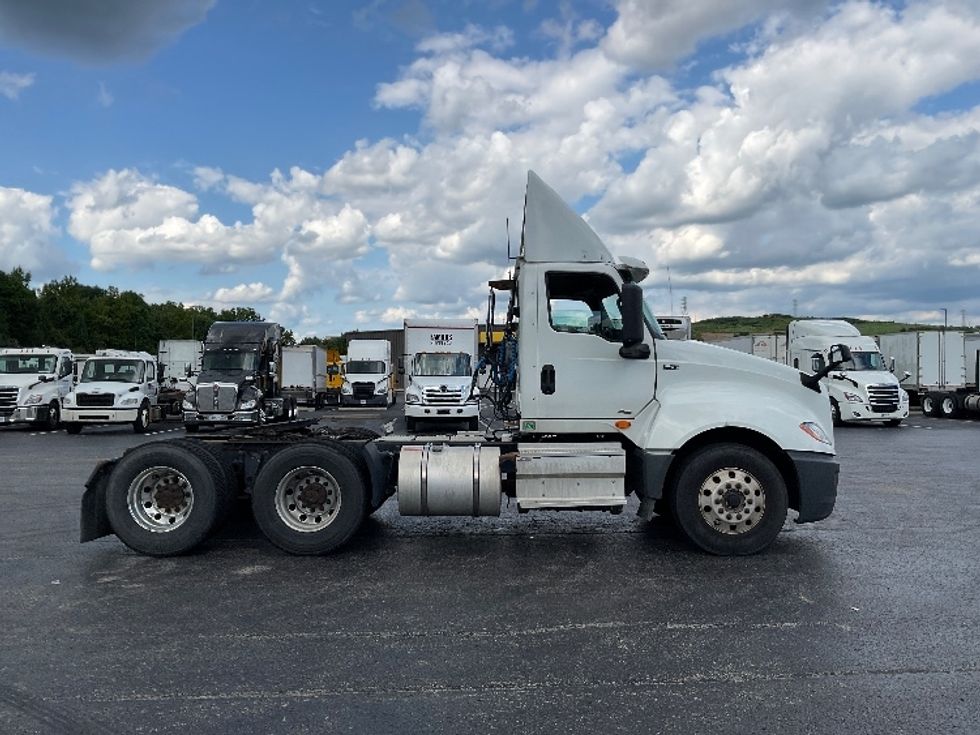 Day Cab Tractor-Heavy Duty Tractors-International-2020-LT625-Rochester-NY-409,425\n\t\tmiles-$ 27,250 - Image 8