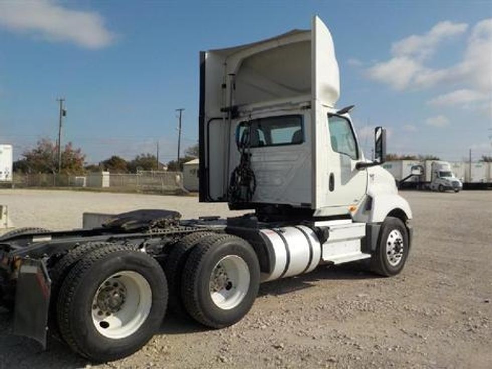 Day Cab Tractor-Heavy Duty Tractors-International-2020-LT625-Rockwall-TX-237,452\n\t\tmiles-$ 36,250 - Image 4