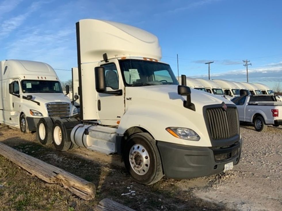 Day Cab Tractor-Heavy Duty Tractors-International-2020-LT625-Rockwall-TX-263,647\n\t\tmiles-$ 44,750 - Image 3