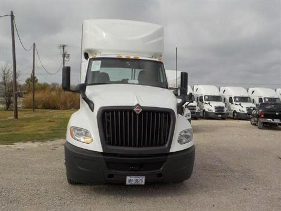 Day Cab Tractor-Heavy Duty Tractors-International-2020-LT625-Rockwall-TX-279,320\n\t\tmiles-$ 32,250 - Image 2