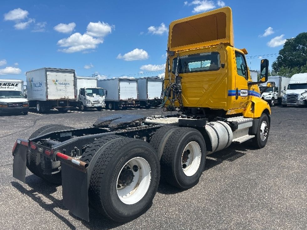 Day Cab Tractor-Heavy Duty Tractors-International-2020-LT625-Roseville-MN-264,605\n\t\tmiles-$ 29,000 - Image 7