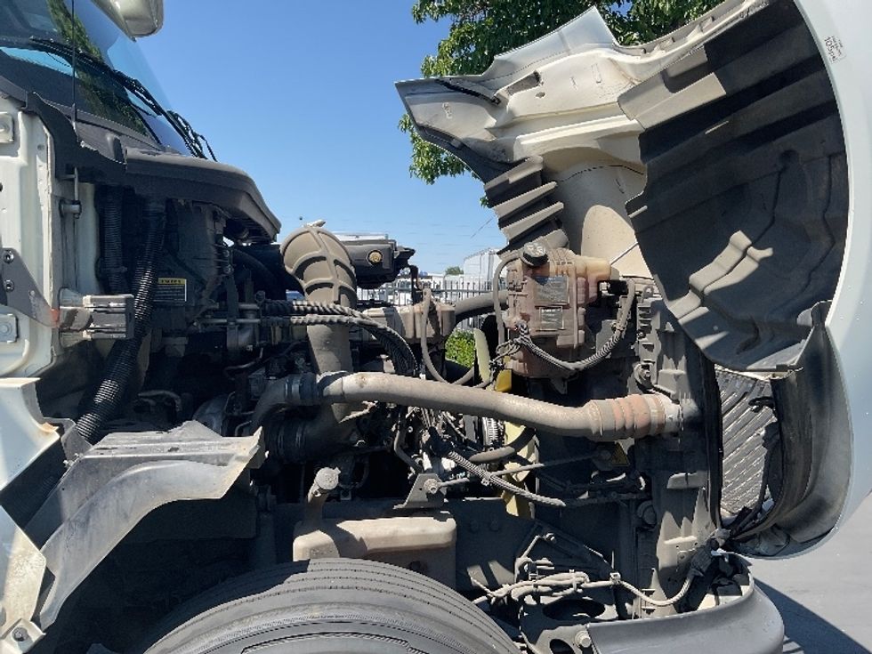 Day Cab Tractor-Heavy Duty Tractors-International-2020-LT625-Sacramento-CA-373,185\n\t\tmiles-$ 28,750 - Image 15