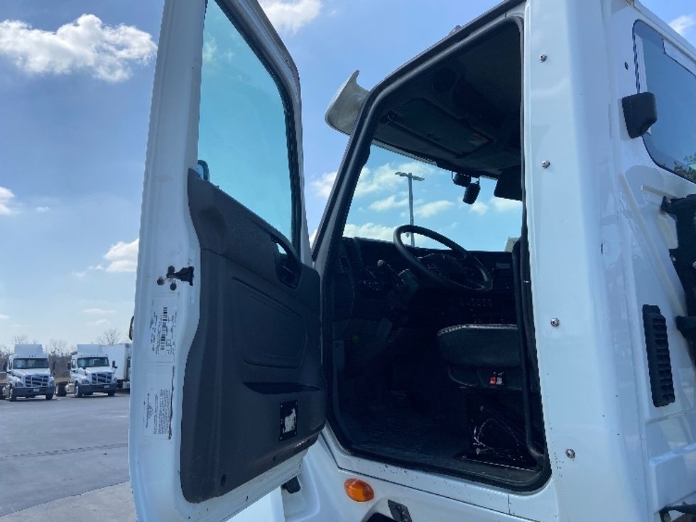 Day Cab Tractor-Heavy Duty Tractors-International-2020-LT625-San Antonio-TX-207,639\n\t\tmiles-$ 36,250 - Image 9