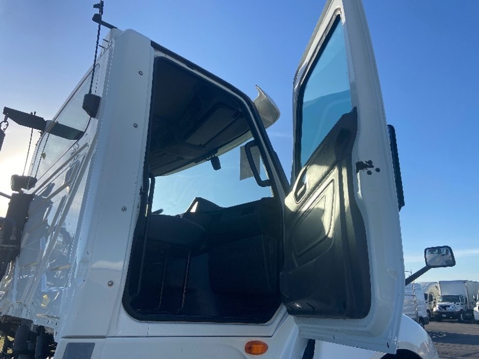 Day Cab Tractor-Heavy Duty Tractors-International-2020-LT625-San Antonio-TX-224,765\n\t\tmiles-$ 36,250 - Image 11