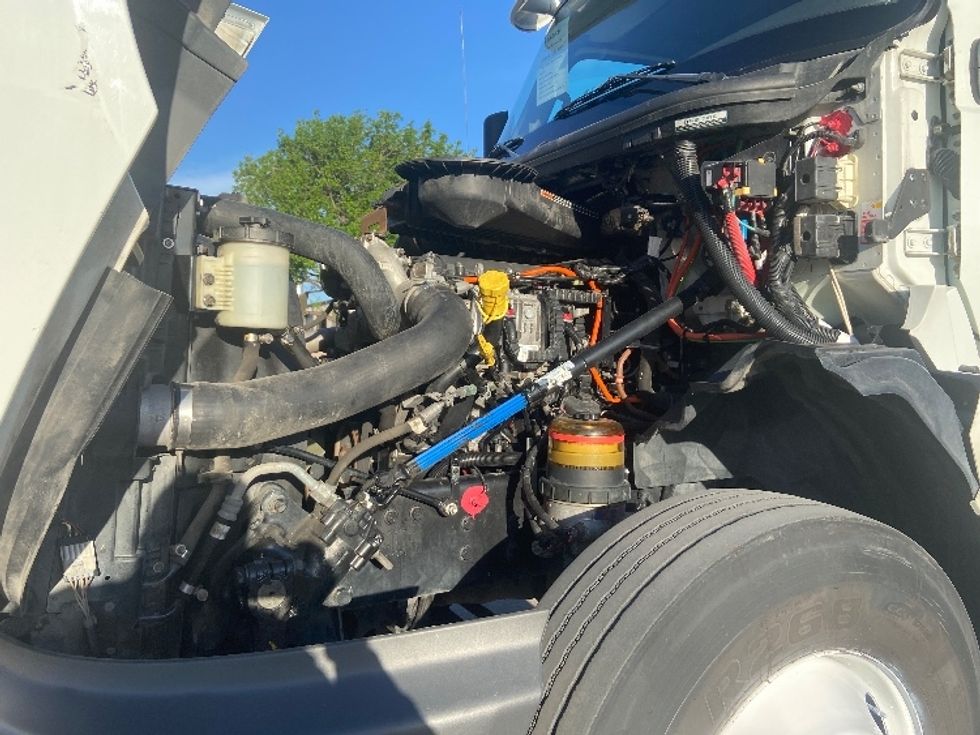 Day Cab Tractor-Heavy Duty Tractors-International-2020-LT625-San Antonio-TX-224,765\n\t\tmiles-$ 36,250 - Image 15