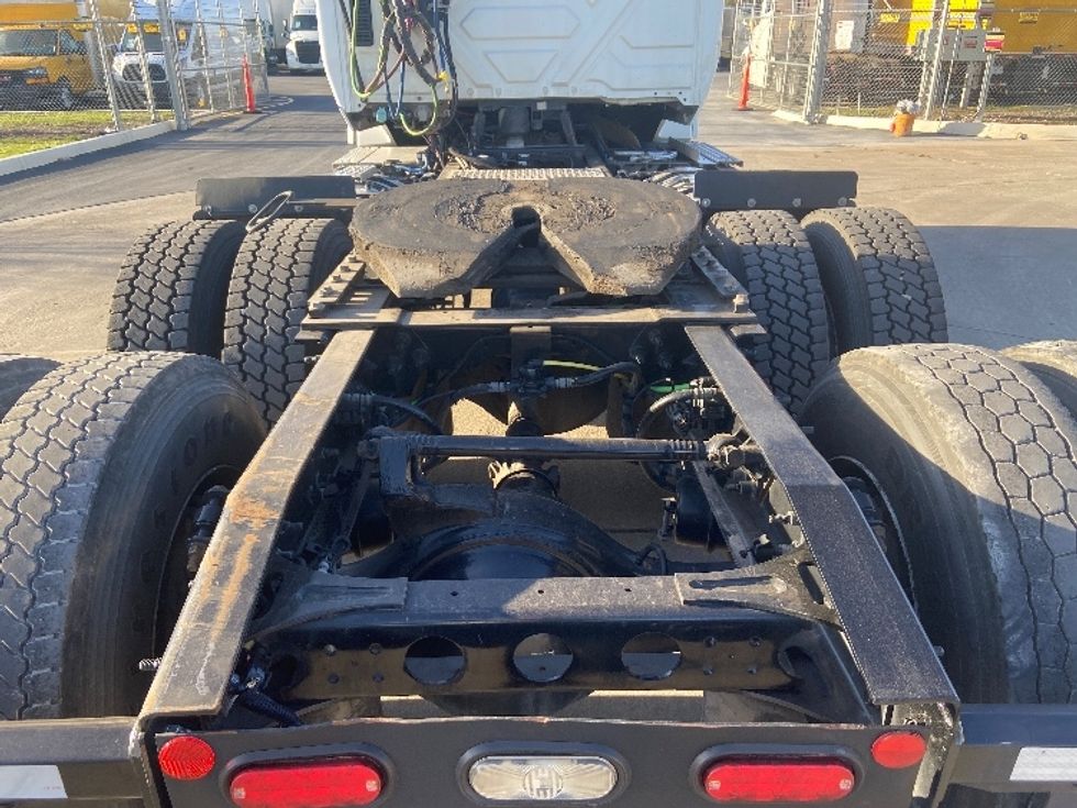 Day Cab Tractor-Heavy Duty Tractors-International-2020-LT625-San Antonio-TX-224,765\n\t\tmiles-$ 36,250 - Image 6