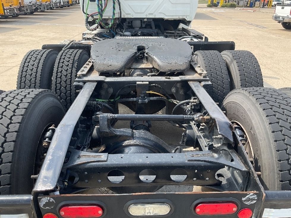 Day Cab Tractor-Heavy Duty Tractors-International-2020-LT625-San Antonio-TX-227,300\n\t\tmiles-$ 36,250 - Image 6
