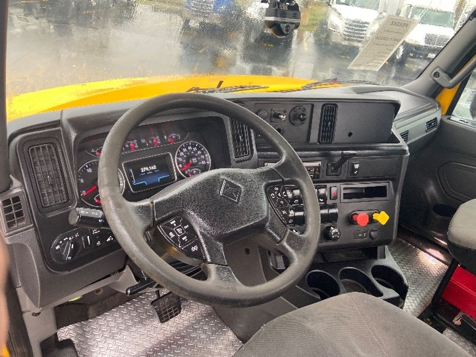 Day Cab Tractor-Heavy Duty Tractors-International-2020-LT625-San Antonio-TX-279,161\n\t\tmiles-$ 30,000 - Image 10