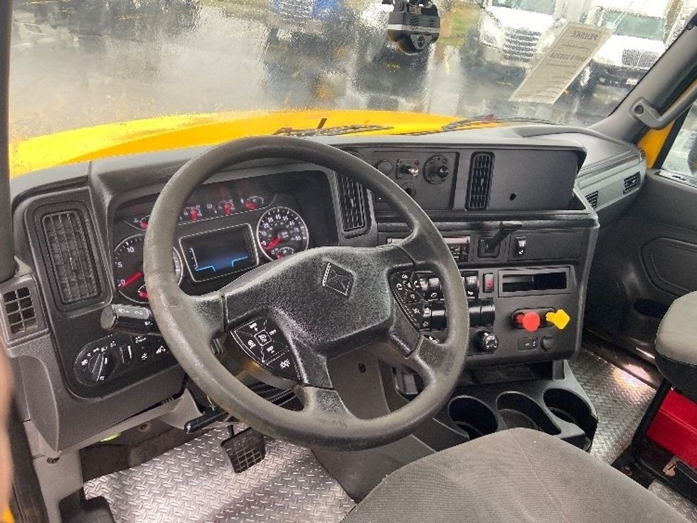 Day Cab Tractor-Heavy Duty Tractors-International-2020-LT625-San Antonio-TX-292,367\n\t\tmiles-$ 29,250 - Image 10