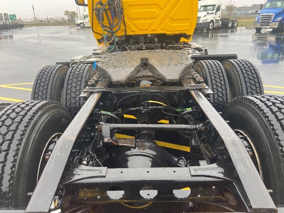 Day Cab Tractor-Heavy Duty Tractors-International-2020-LT625-San Antonio-TX-292,367\n\t\tmiles-$ 29,250 - Image 6