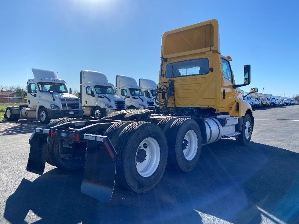 Day Cab Tractor-Heavy Duty Tractors-International-2020-LT625-San Antonio-TX-292,367\n\t\tmiles-$ 29,250 - Image 7