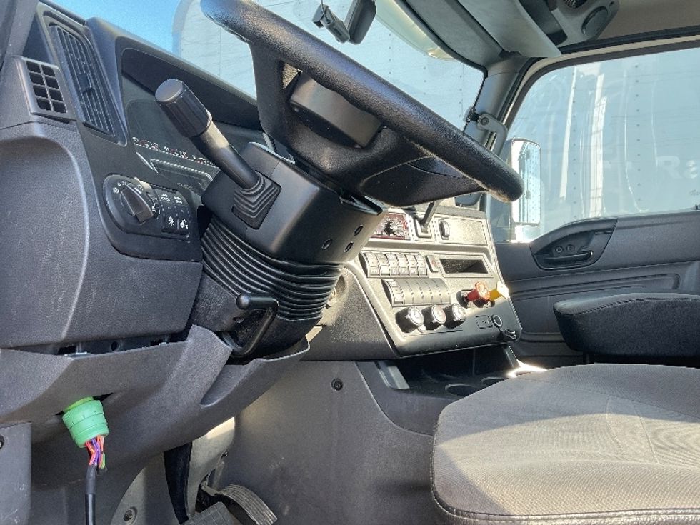 Day Cab Tractor-Heavy Duty Tractors-International-2020-LT625-Santa Ana-CA-43,421\n\t\tmiles-$ 41,500 - Image 10