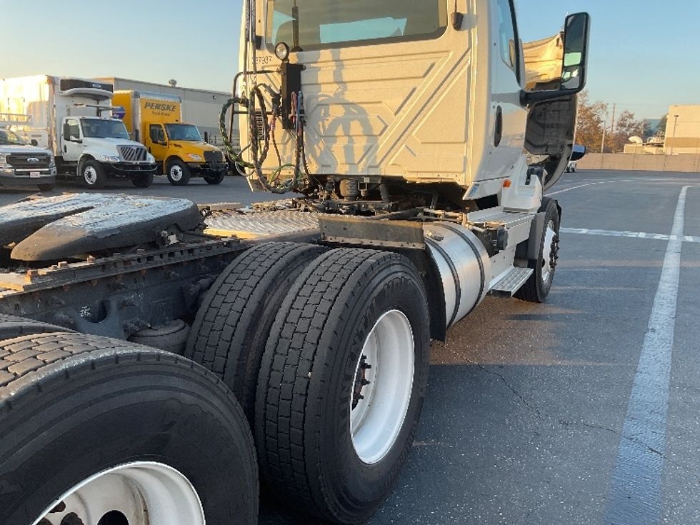 Day Cab Tractor-Heavy Duty Tractors-International-2020-LT625-Santa Ana-CA-43,421\n\t\tmiles-$ 41,500 - Image 18